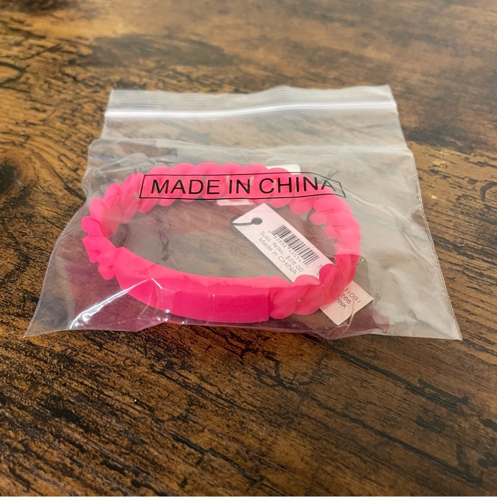 Marc by Marc Jacobs Pink Chain Bracelet NWT - Picture 5 of 5